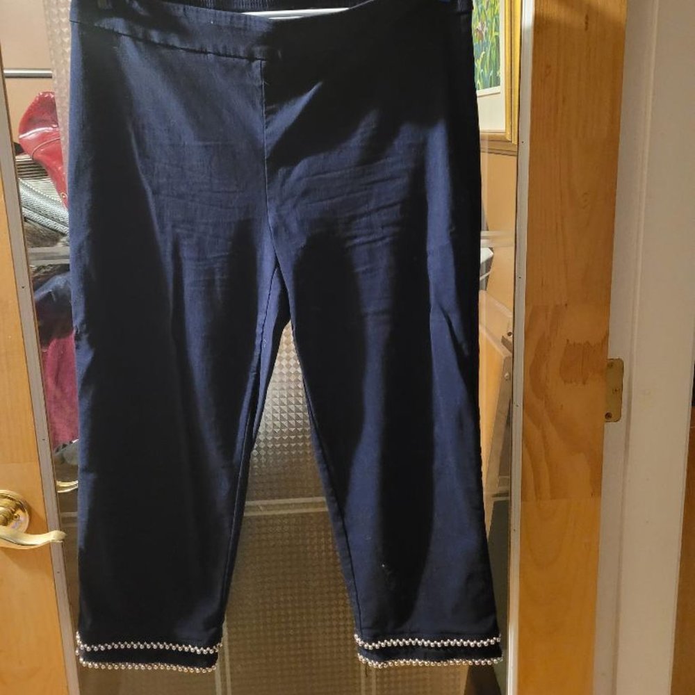 Navy Blue Capris
